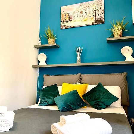 Jef Apartments Fontana Di Trevi Loft, Roma Buitenkant foto